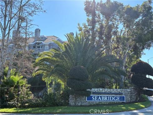 20331 Bluffside A216 Circle, Huntington Beach, CA