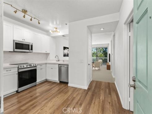 20331 Bluffside A216 Circle, Huntington Beach, CA