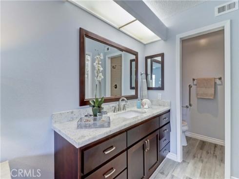 8566 Sierra 911-C , Huntington Beach, CA