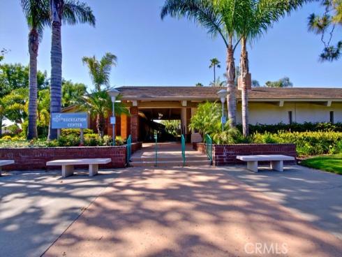 8566 Sierra 911-C , Huntington Beach, CA