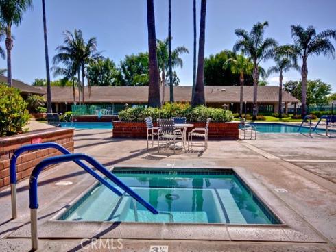 8566 Sierra 911-C , Huntington Beach, CA