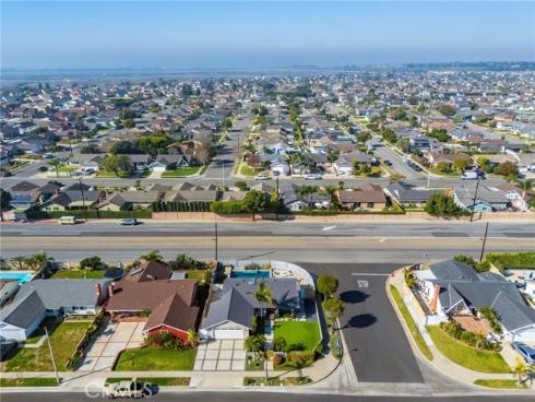17761  Still Harbor   Lane, Huntington Beach, CA