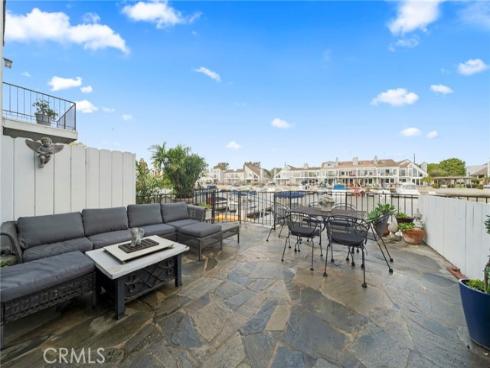 3889 Aruba , Huntington Beach, CA