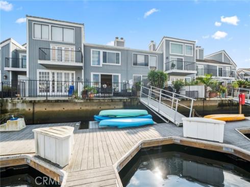 3889 Aruba , Huntington Beach, CA