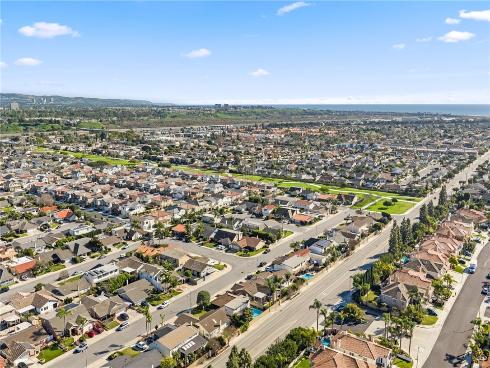 21091 Chubasco , Huntington Beach, CA