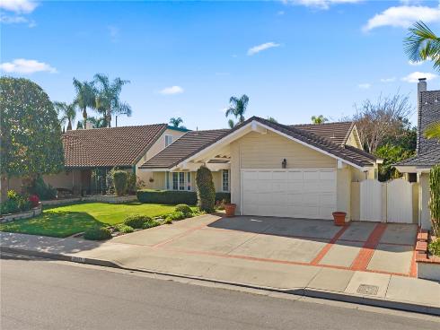 21091 Chubasco , Huntington Beach, CA
