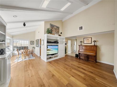 21091 Chubasco , Huntington Beach, CA