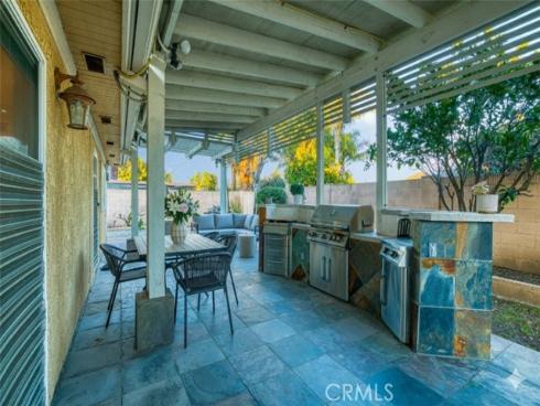 18202 Beach Boulevard, Huntington Beach, CA