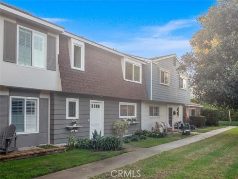 8125 Pawtucket , Huntington Beach, CA