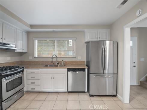 8125 Pawtucket , Huntington Beach, CA