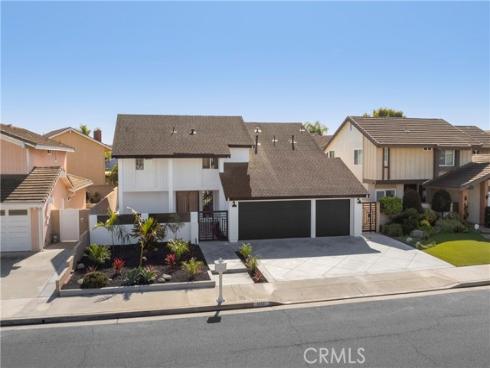 5852 Bellfield Lane, Huntington Beach, CA