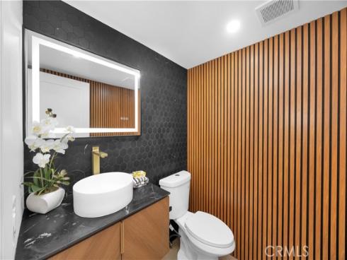 5852 Bellfield Lane, Huntington Beach, CA