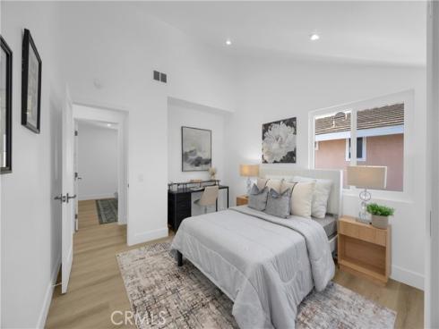 5852 Bellfield Lane, Huntington Beach, CA