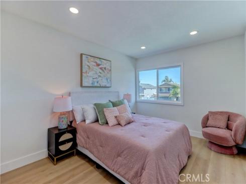 19691 Canberra Lane, Huntington Beach, CA