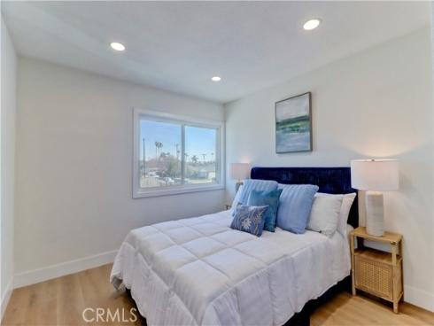 19691 Canberra Lane, Huntington Beach, CA