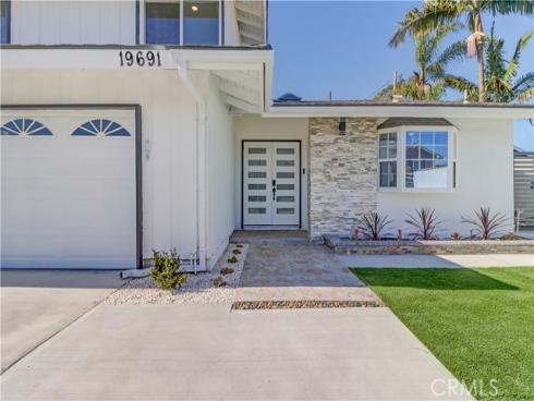 19691 Canberra Lane, Huntington Beach, CA