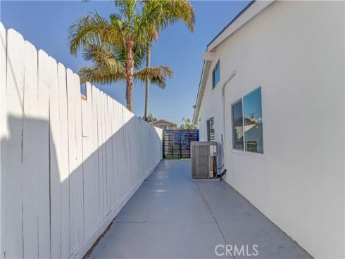 19691 Canberra Lane, Huntington Beach, CA