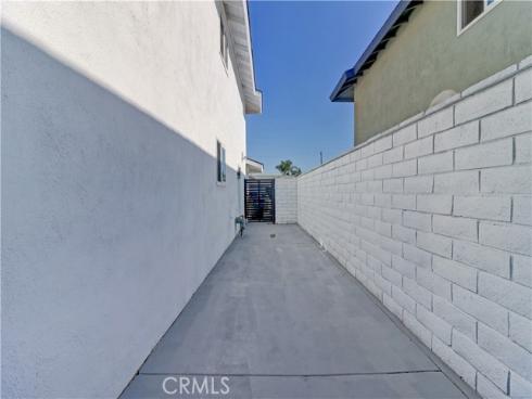 19691 Canberra Lane, Huntington Beach, CA