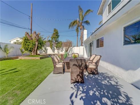 19691 Canberra Lane, Huntington Beach, CA