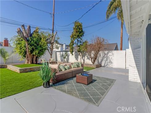 19691 Canberra Lane, Huntington Beach, CA