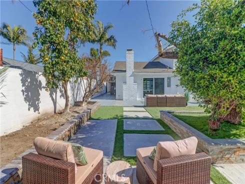 19691 Canberra Lane, Huntington Beach, CA