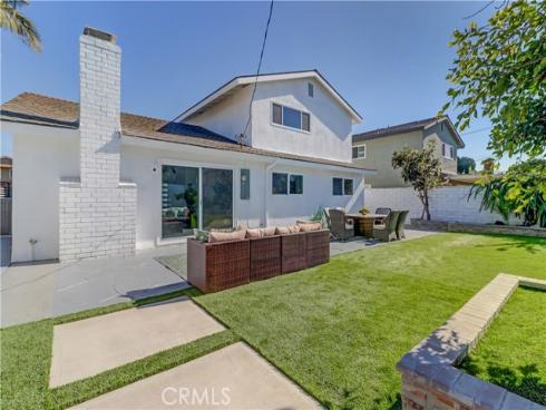 19691  Canberra   Lane, Huntington Beach, CA