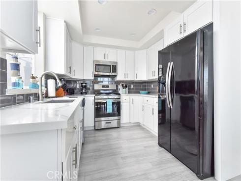 16791 Bayview Drive, Huntington Beach, CA