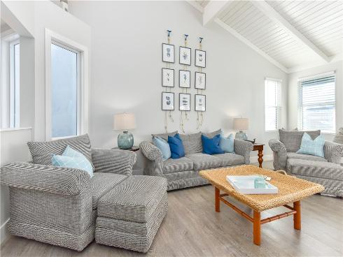 16791 Bayview Drive, Huntington Beach, CA