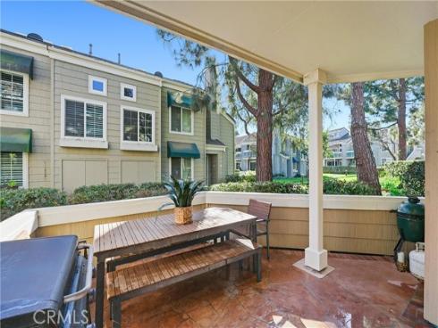 7322 Yellowtail Drive 104 , Huntington Beach, CA