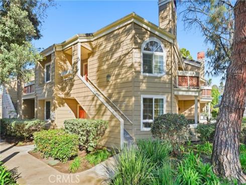 7322 Yellowtail Drive 104 , Huntington Beach, CA