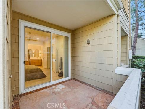 7322 Yellowtail Drive 104 , Huntington Beach, CA