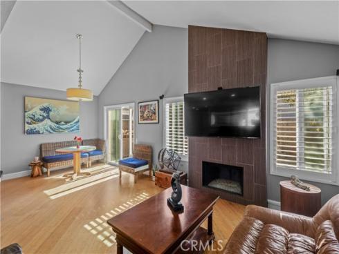 706 Oceanhill , Huntington Beach, CA