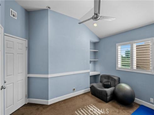 706 Oceanhill , Huntington Beach, CA