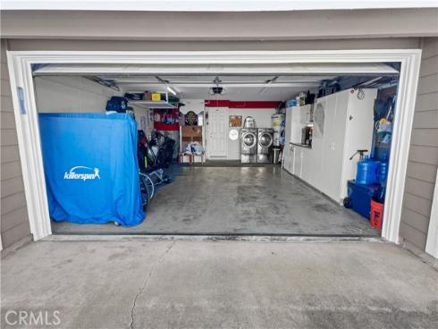 706 Oceanhill , Huntington Beach, CA