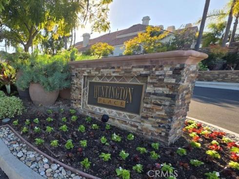 21231 Dove Circle, Huntington Beach, CA