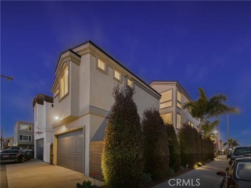 1201  Delaware   Street, Huntington Beach, CA