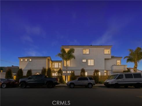 1201  Delaware   Street, Huntington Beach, CA