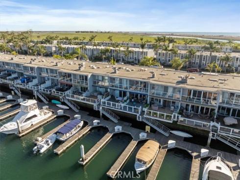 3965  Aladdin   Drive, Huntington Beach, CA