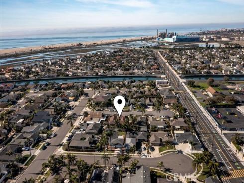 22042  Catalina   Circle, Huntington Beach, CA