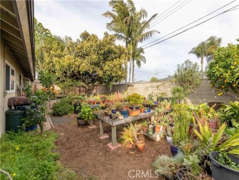 22042  Catalina   Circle, Huntington Beach, CA