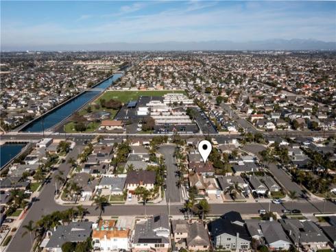 22042  Catalina   Circle, Huntington Beach, CA