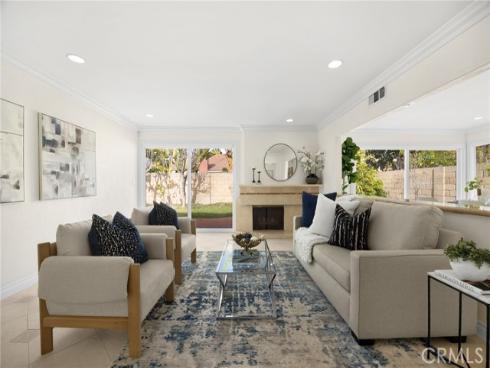 6781  Bridgewater  , Huntington Beach, CA