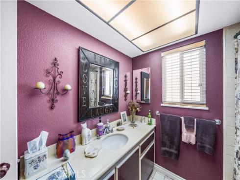 427  21st  , Huntington Beach, CA