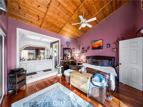 427  21st  , Huntington Beach, CA