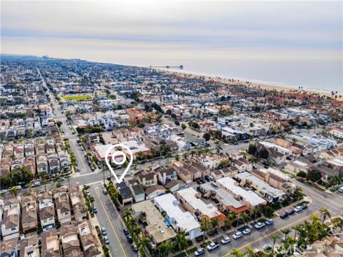 427  21st  , Huntington Beach, CA