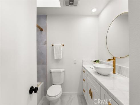 16435  Harbour  13  Lane, Huntington Beach, CA