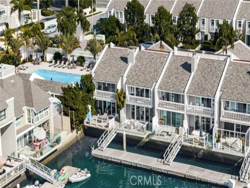 16435  Harbour  13  Lane, Huntington Beach, CA