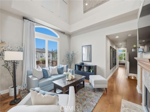 1202  Huntington   Street, Huntington Beach, CA