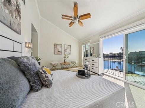 3592  Windspun  , Huntington Beach, CA