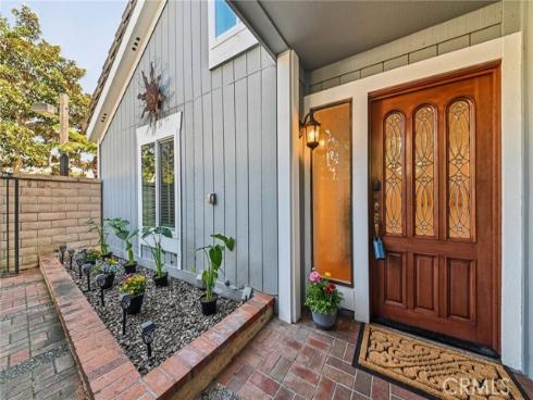 3592  Windspun  , Huntington Beach, CA